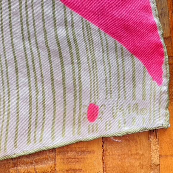 Beautiful Vintage Silk Pink Butterfly Scarf by Vera, 26 x 26 - Picture 3 of 5